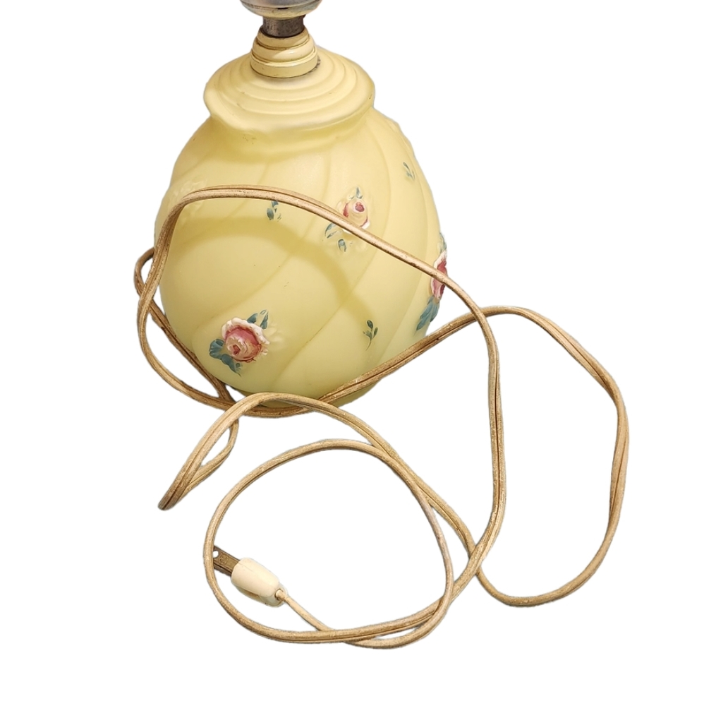 Vintage 1950s yellow hand painted Alabaster boudoir lamp